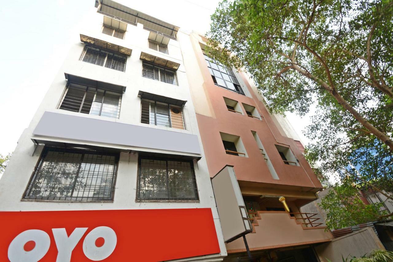 Suraj Hotel Pune Exterior foto